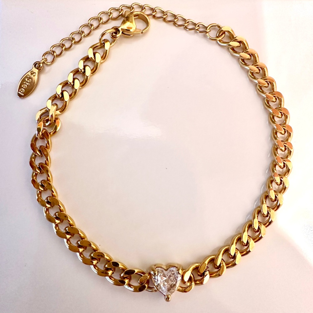 Gold Heart Curb Chain Bracelet